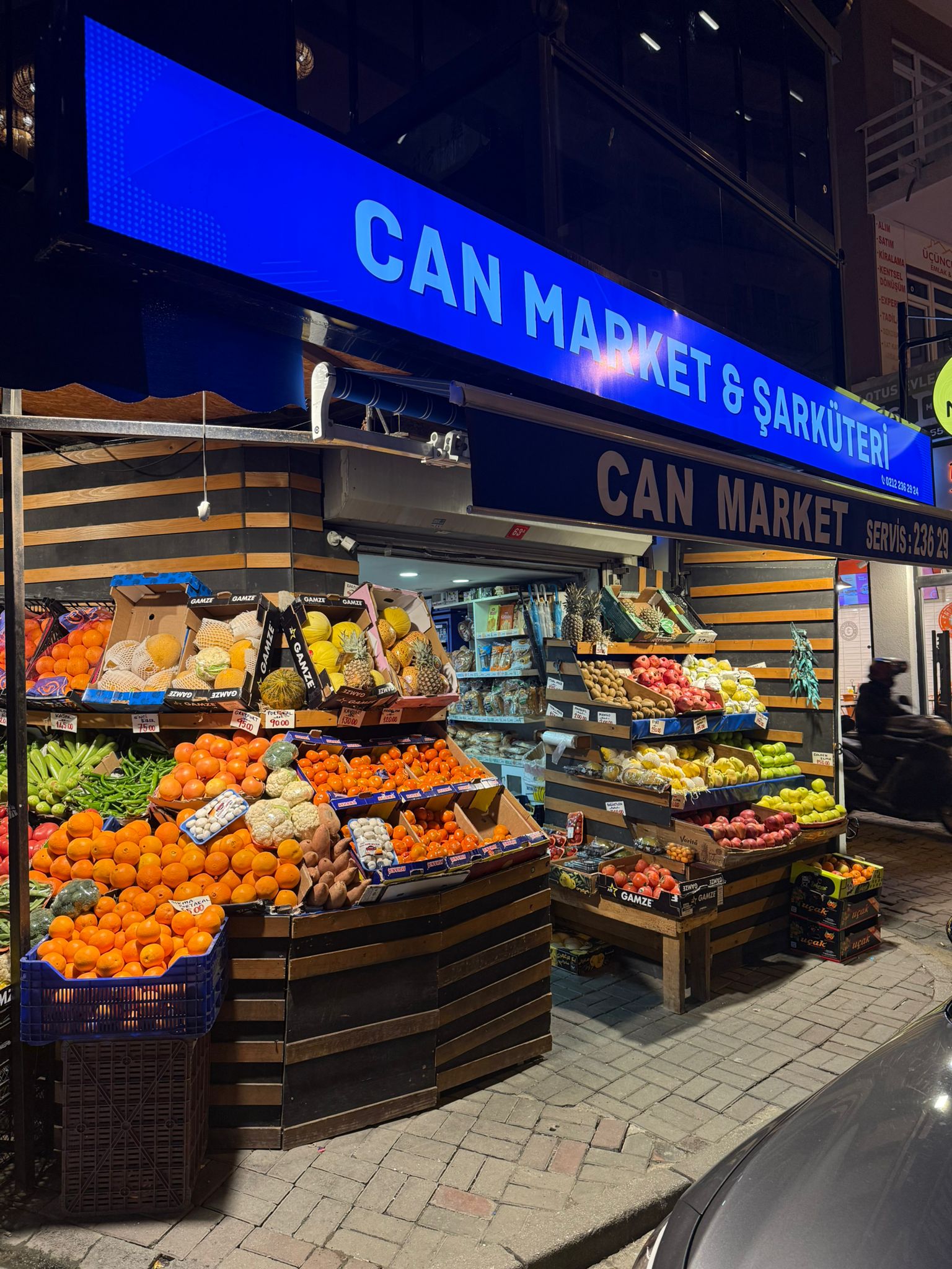 Beşiktaş Tekel Galeri 1